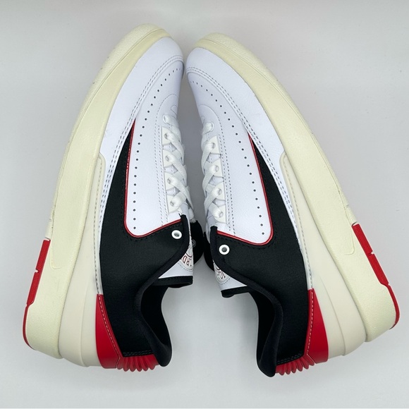Women’s Jordan 2 Retro Low Chicago Twist Red/ Black Satin FD4849-106 New - Picture 6 of 12